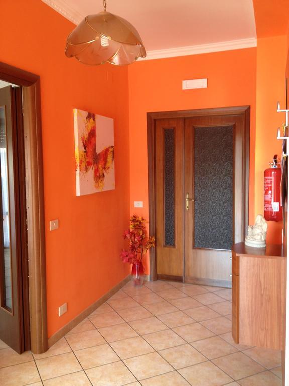 Orange Holiday Home Торваяніка Екстер'єр фото